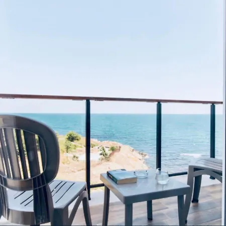 Yungata Penthouse In Casa Paradiso , юнгата Apartment Ahtopol